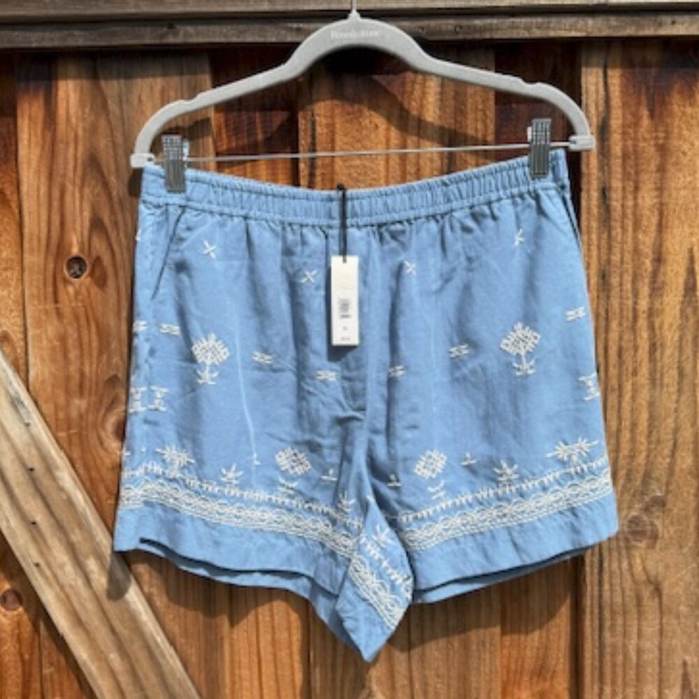 BANANA REPUBLIC Embroidered Tencel™-Linen 4" Boxer Short Blue M